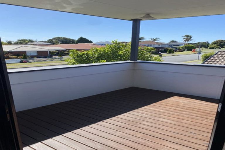 Photo of property in 11 Russley Drive, Mount Maunganui, 3116