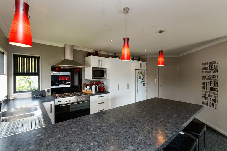 Photo of property in 63d James Line, Kelvin Grove, Palmerston North, 4414