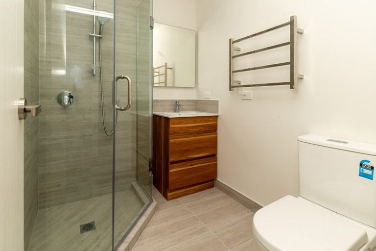 Photo of property in 9/116 Colwill Road, Massey, Auckland, 0614