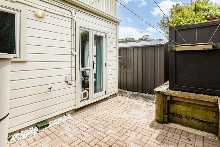 Photo of property in 1/25 Mana Street, Vogeltown, Wellington, 6021