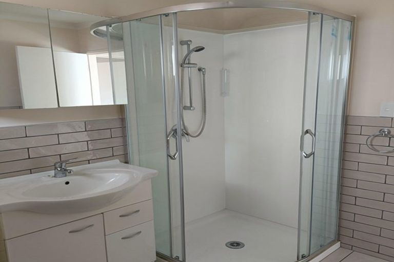 Photo of property in 2/26 Tower Street, Hornby, Christchurch, 8042