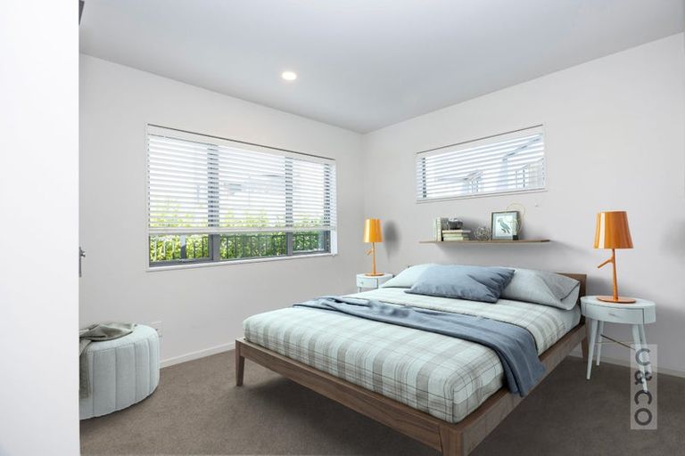 Photo of property in 54 Vinistra Road, Kumeu, 0810