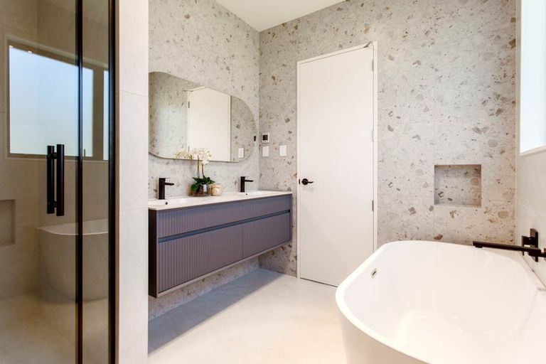 Photo of property in 25 Anehana Place, Stanmore Bay, Whangaparaoa, 0932