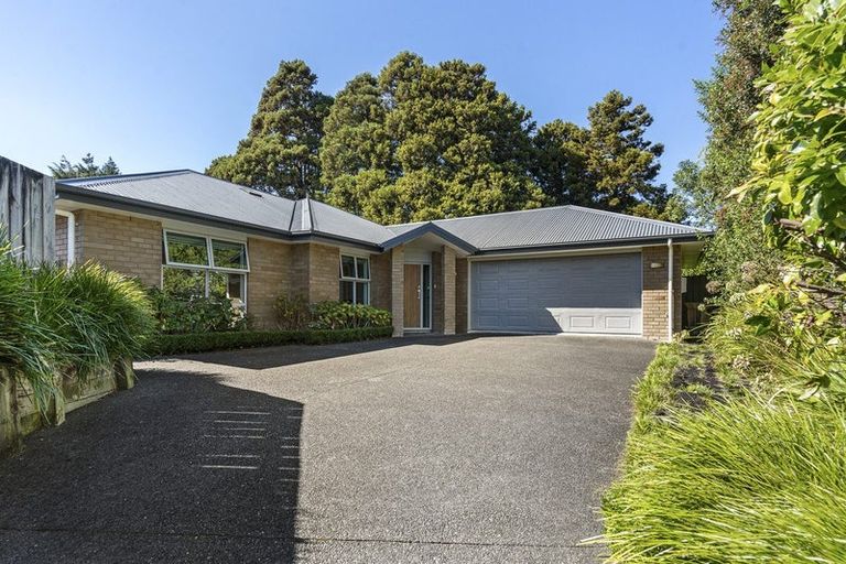 Photo of property in 525e Mangorei Road, Highlands Park, New Plymouth, 4312