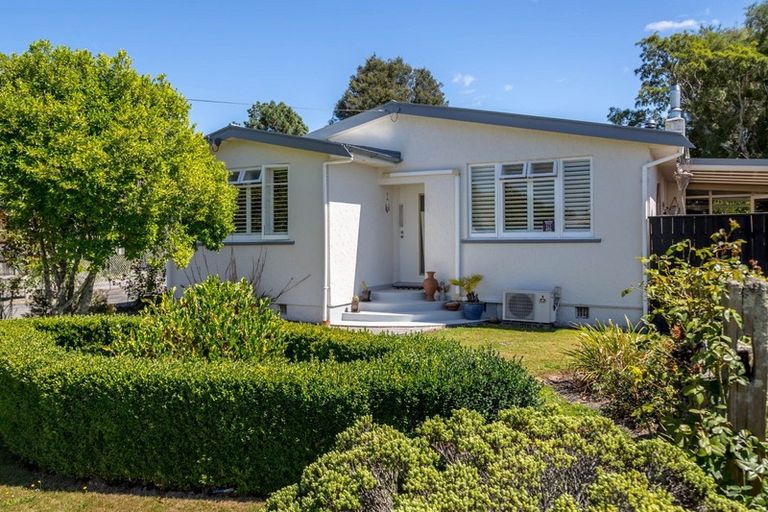 Photo of property in 118 West Street, Greytown, 5712