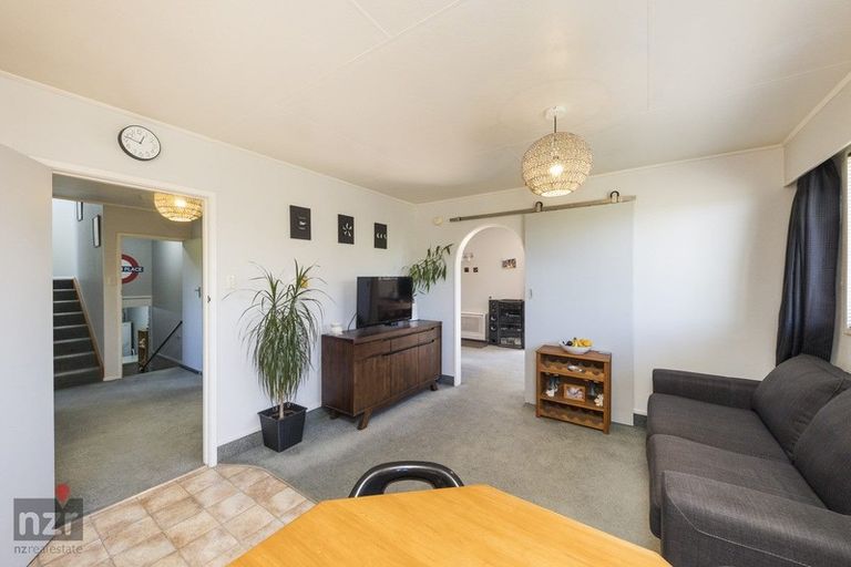 Photo of property in 32 Shelton Place, Feilding, 4702