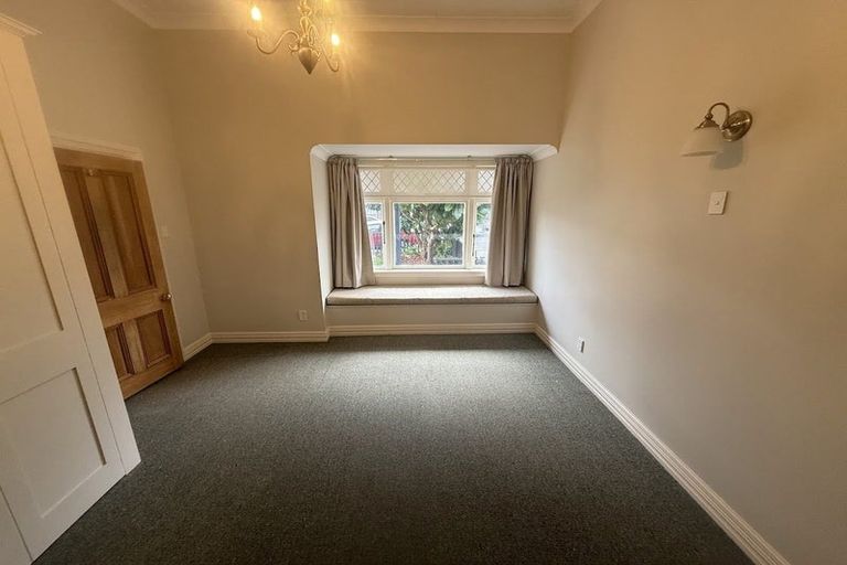 Photo of property in 28 Bay Street, Petone, Lower Hutt, 5012