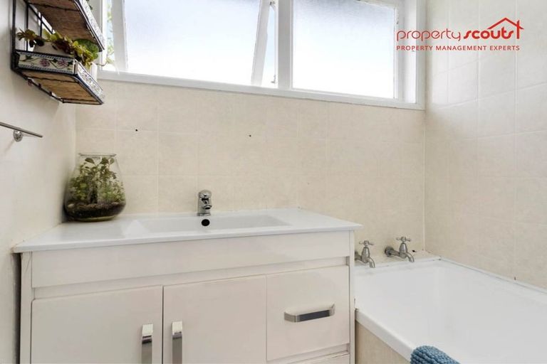 Photo of property in 5 Simpson Road, Ranui, Auckland, 0612