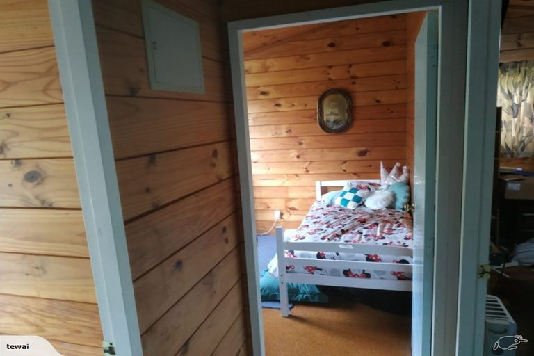 Photo of property in 2/32 Cyclarama Crescent, Massey, Auckland, 0614