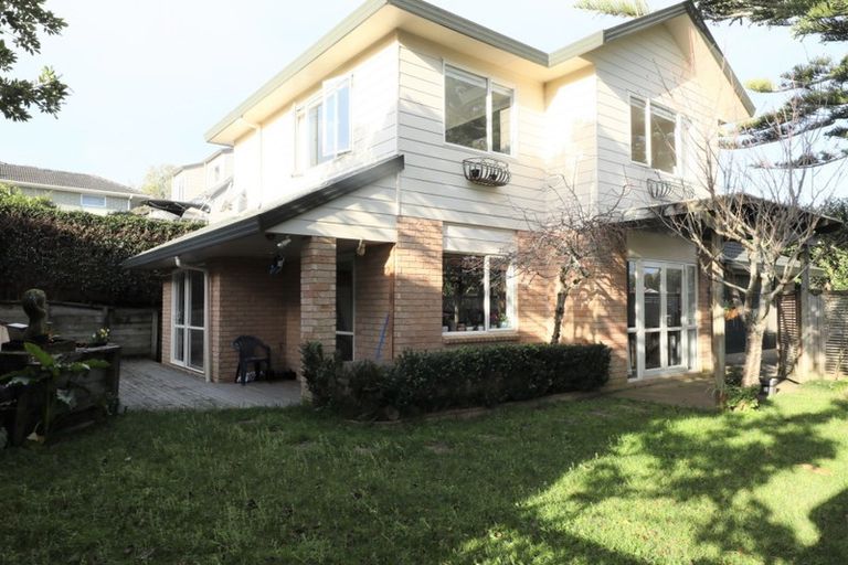 Photo of property in 4 Vida Place, Howick, Auckland, 2014