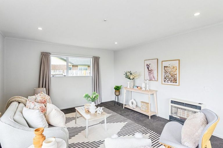 Photo of property in 24 Rangiatea Street, Paraparaumu Beach, Paraparaumu, 5032