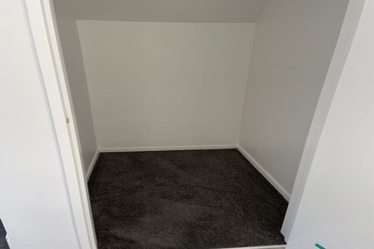 Photo of property in 33d Hillcrest Road, Papatoetoe, Auckland, 2025