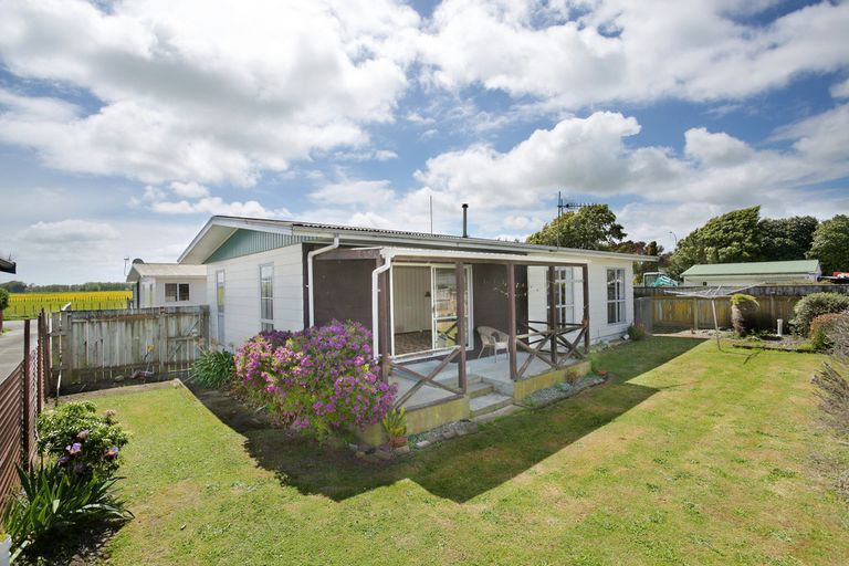 Photo of property in 5a Flygers Line, Milson, Palmerston North, 4414