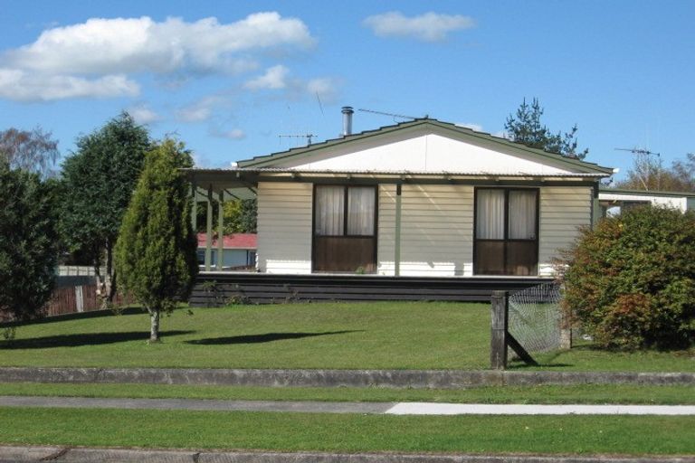 Photo of property in 33 Morvern Crescent, Tokoroa, 3420