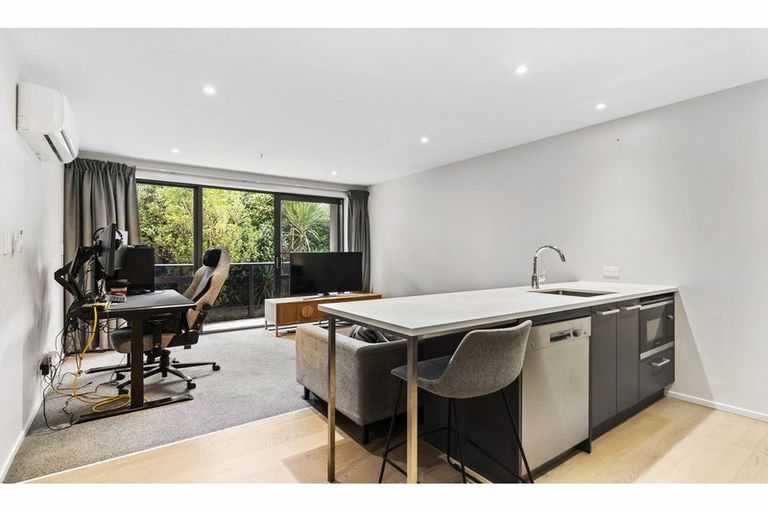 Photo of property in 105/69e Hall Avenue, Mangere, Auckland, 2022