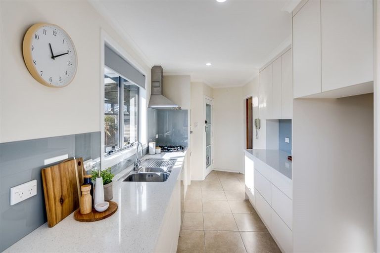 Photo of property in 8 Brown Street, Taradale, Napier, 4112