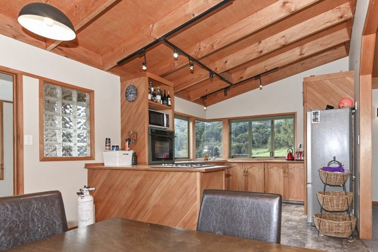 Photo of property in 1079 Ellis Wallace Road, Eskdale, Napier, 4182