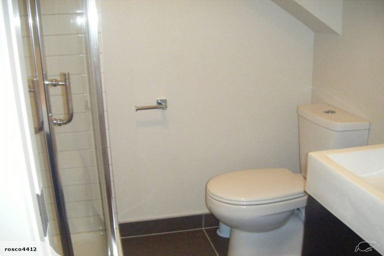 Photo of property in St Claire Village, 9/172 Mcleod Road, Te Atatu South, Auckland, 0610