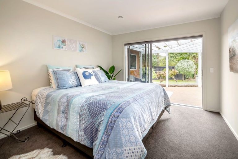 Photo of property in 12 Wood Street, Greytown, 5712