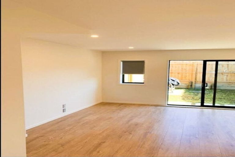 Photo of property in 66c Delta Avenue, New Lynn, Auckland, 0600