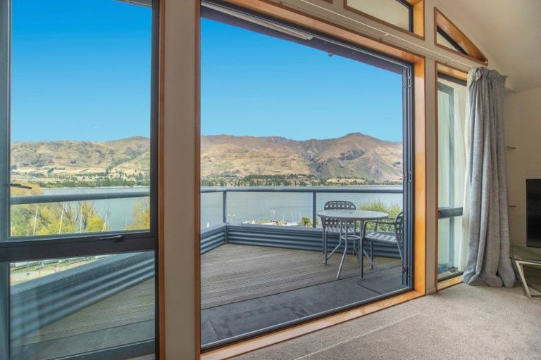 Photo of property in 141 Lakeside Road, Wanaka, 9305