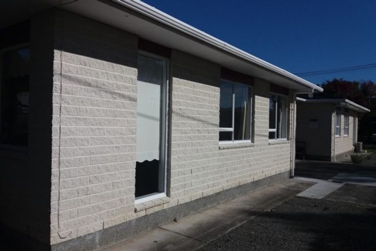 Photo of property in 15b Reading Street, Greytown, 5712