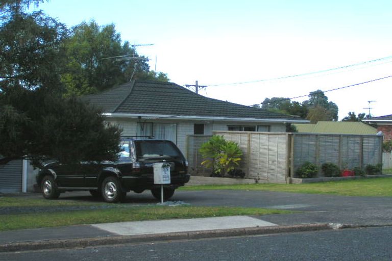 Photo of property in 2/5 Merriefield Avenue, Forrest Hill, Auckland, 0620