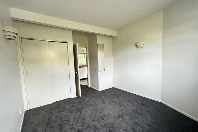 Photo of property in Parkland Flats, 16/51u Adams Terrace, Kelburn, Wellington, 6021