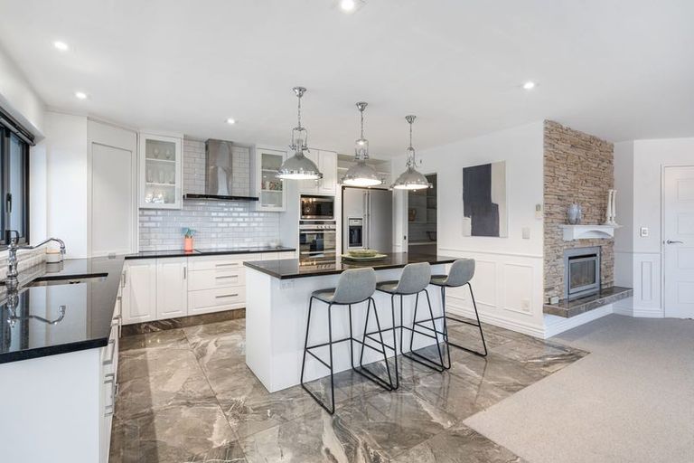 Photo of property in 214 Gladstone Road North, Mosgiel, 9024