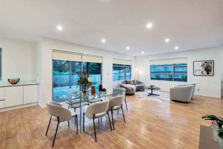 Photo of property in 29 Meteor Place, Schnapper Rock, Auckland, 0632