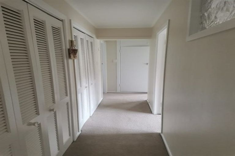 Photo of property in 54 Mckinley Crescent, Brooklyn, Wellington, 6021