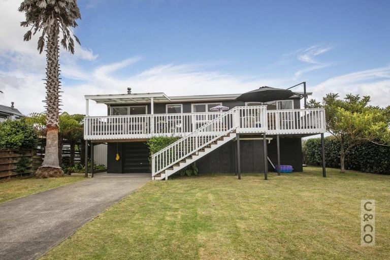 Photo of property in 28 Queen Street, Riverhead, 0820