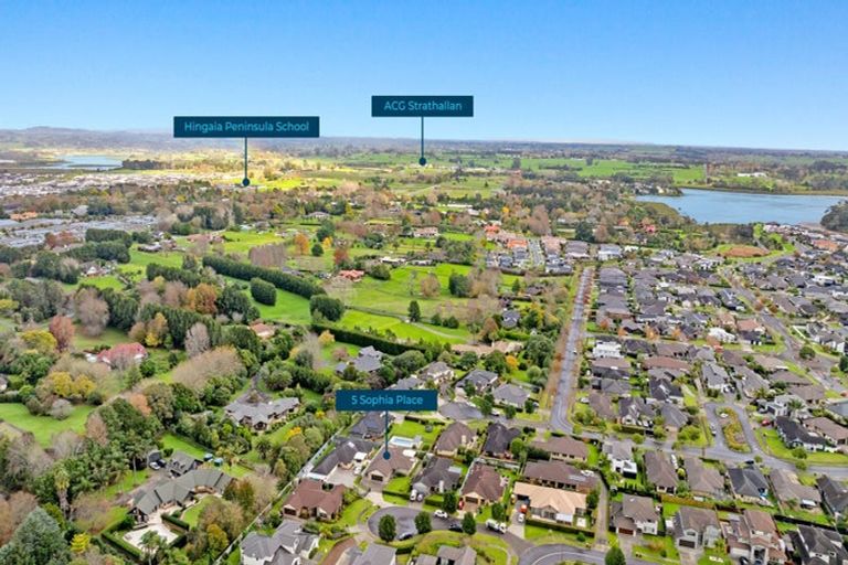 Photo of property in 5 Sophia Place, Karaka, Papakura, 2113