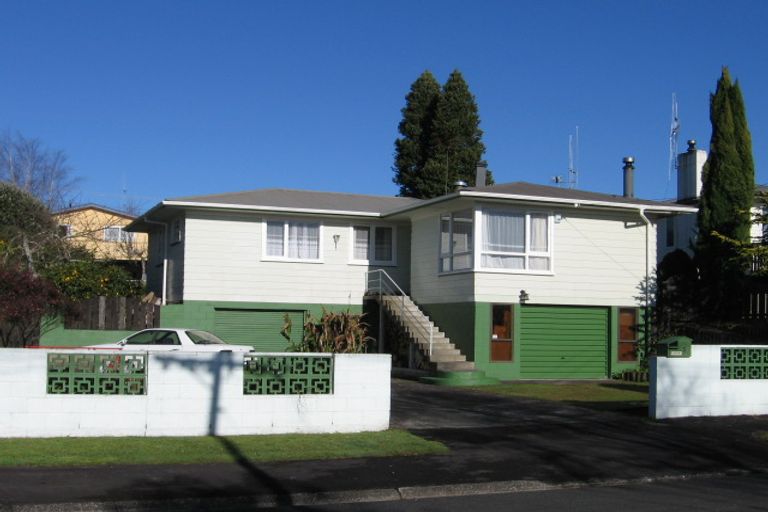 Photo of property in 5 Hamblyn Crescent, Nawton, Hamilton, 3200