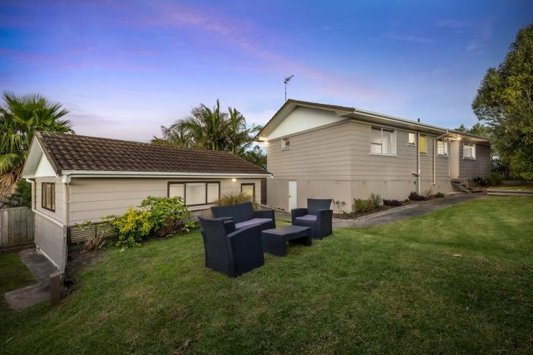 Photo of property in 6 Spinella Drive, Bayview, Auckland, 0629