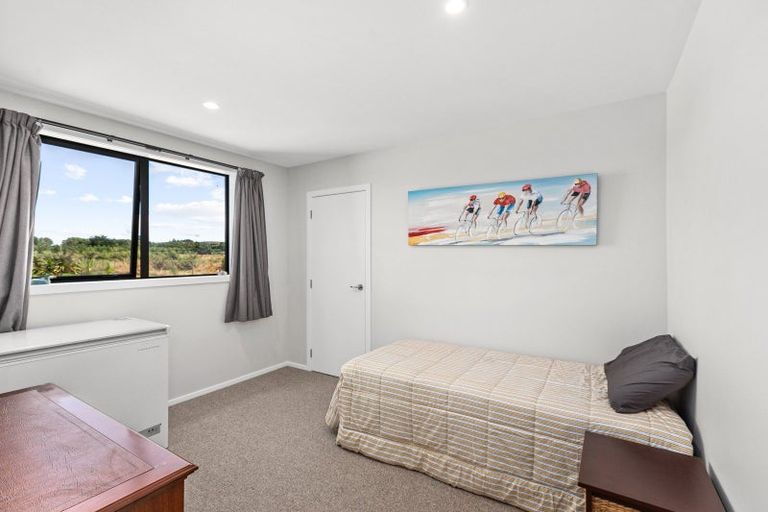 Photo of property in 34 Pourerere Road, Waipawa, 4271