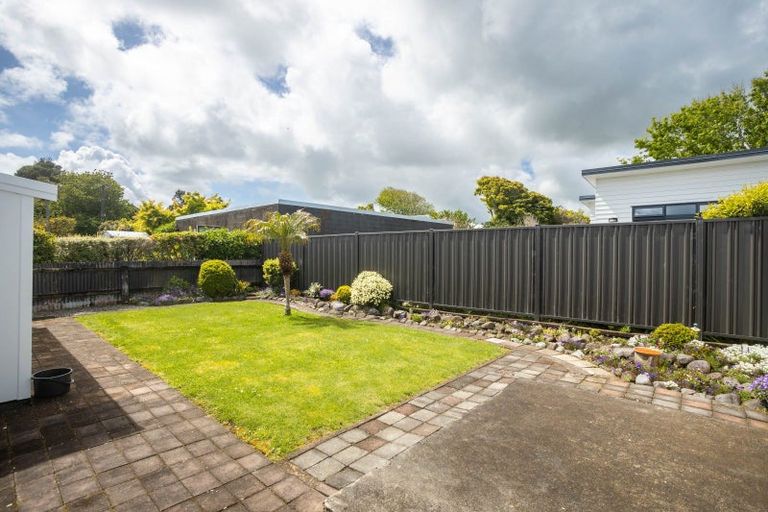Photo of property in 3/32 Cowling Road, Hurdon, New Plymouth, 4310