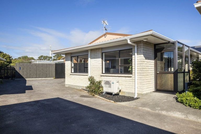 Photo of property in 13 Tukapa Street, Westown, New Plymouth, 4310
