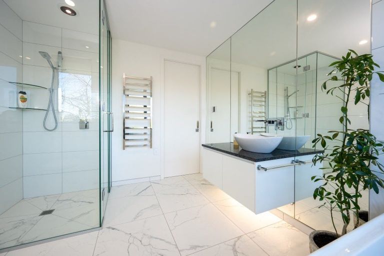 Photo of property in 43a Chambers Street, Havelock North, 4130