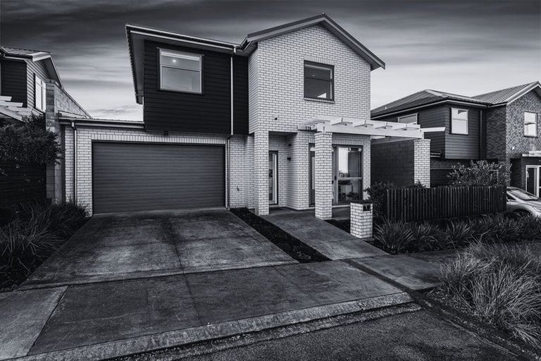 Photo of property in 7 Te Aho Matua Road, Hobsonville, Auckland, 0616