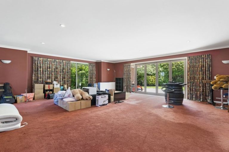Photo of property in 37 Regent's Park Drive, Casebrook, Christchurch, 8051