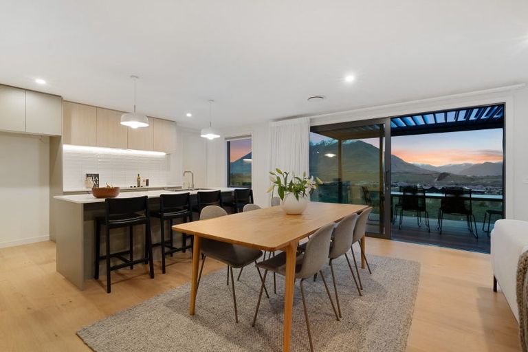 Photo of property in 101 Spur Ridge Rise, Jacks Point, 9371