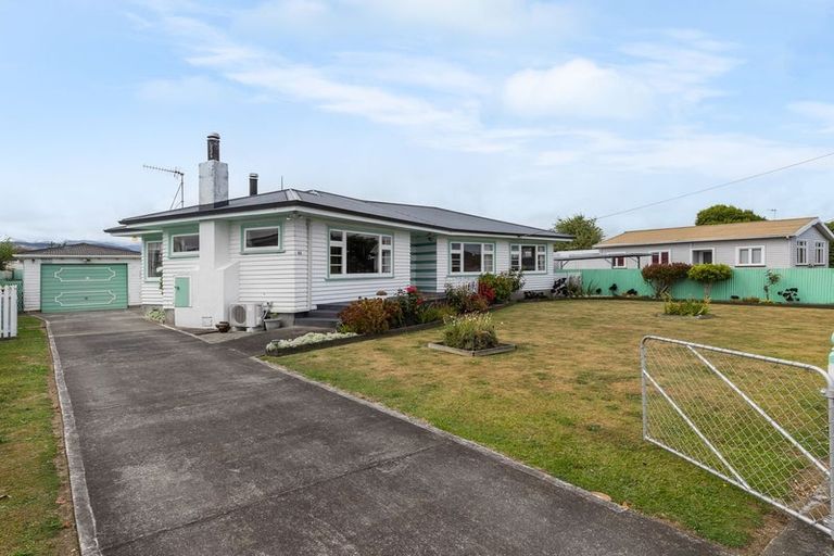 Photo of property in 46 George Street, Levin, 5510