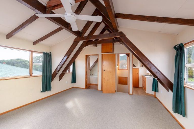 Photo of property in 38 Wainui Road, Waiwhetu, Lower Hutt, 5010