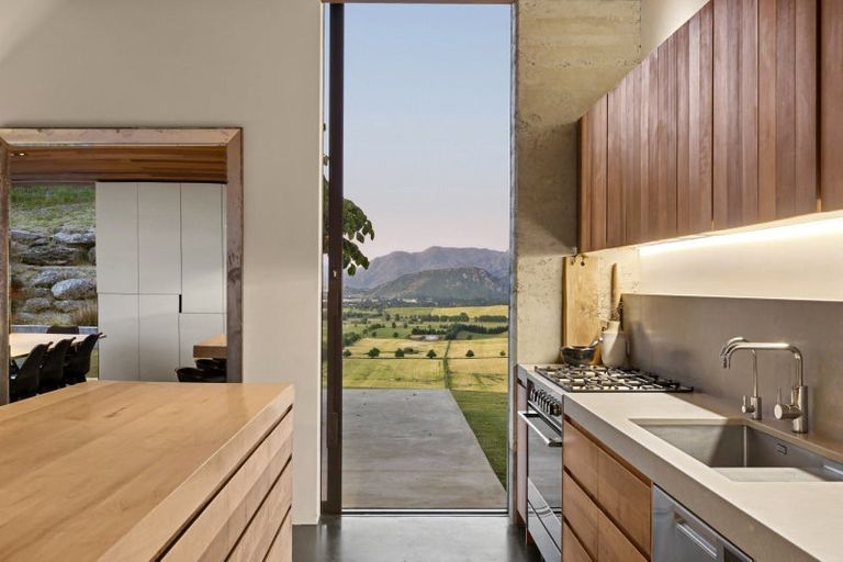 Photo of property in 633 Mount Barker Road, Wanaka, 9382