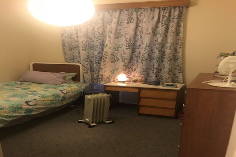 Photo of property in 232 Sutherland Road, Lyall Bay, Wellington, 6022