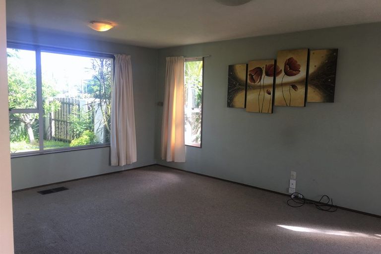 Photo of property in 28 Gibson Drive, Hornby, Christchurch, 8042