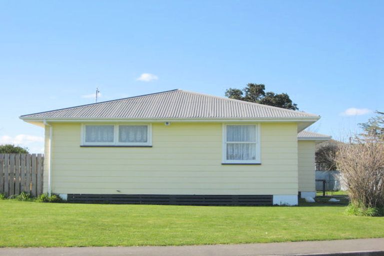 Photo of property in 27 Chamberlain Avenue, Wairoa, 4108