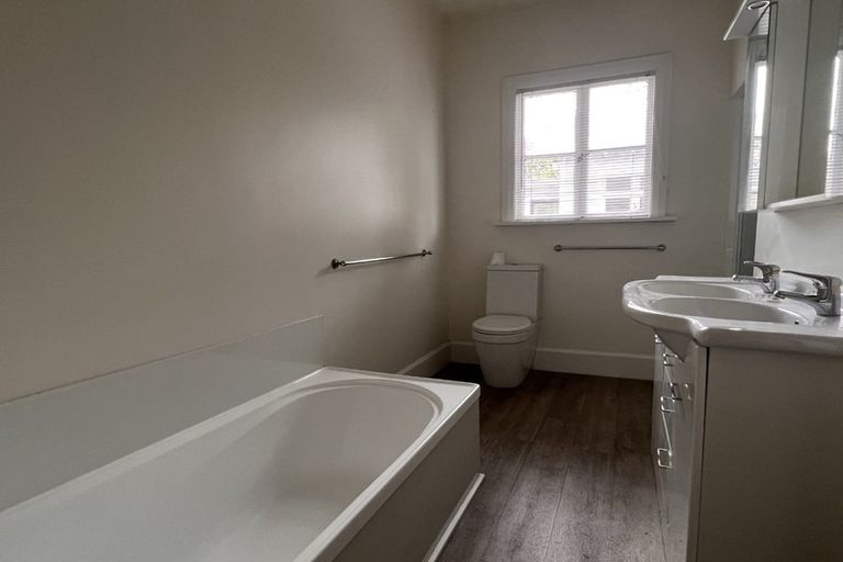 Photo of property in 60 Division Street, Riccarton, Christchurch, 8041