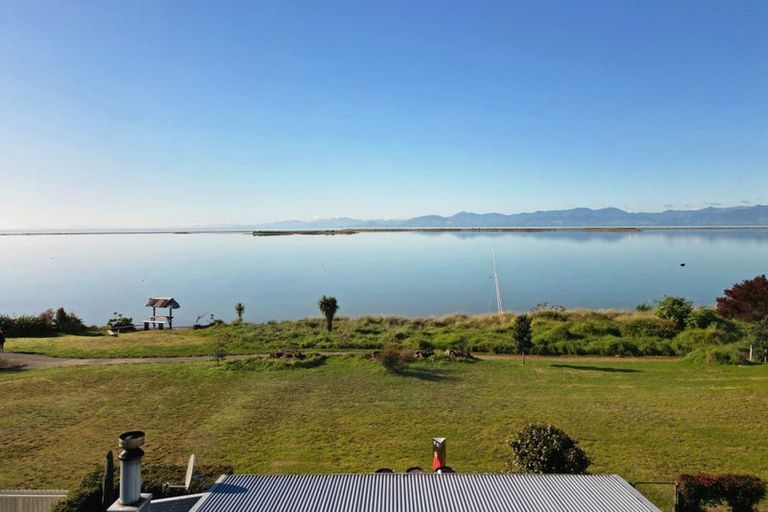 Photo of property in 33 Trewavas Street, Motueka, 7120